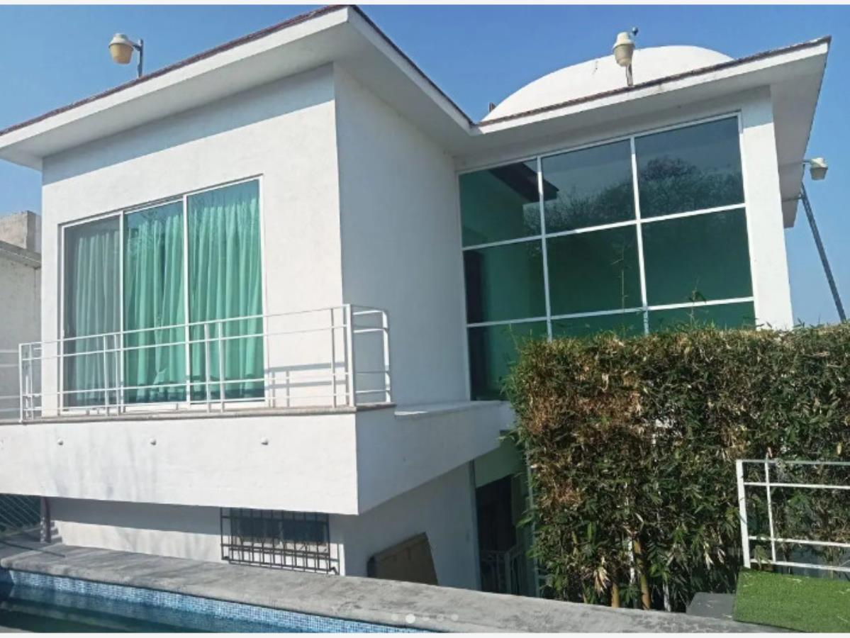 Casa en venta en Lomas de Cocoyoc, Atlatlahucan — foto 1 de 23