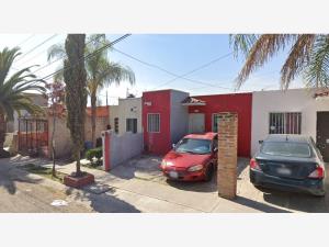 Casa en venta en Hacienda Santa Fe, Tlajomulco de Zúñiga — foto 2 de 7