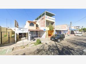 Casa en venta en Hacienda Santa Fe, Tlajomulco de Zúñiga — foto 2 de 7