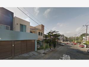 Casa en venta en Lomas Universidad, Zapopan — foto 2 de 9