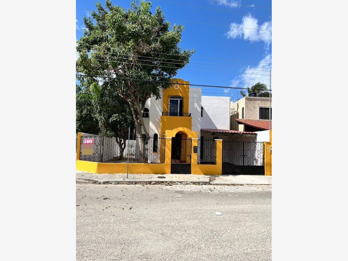 Casa en renta en San Antonio Cinta, Mérida — foto 1 de 14