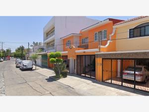 Casa en venta en Bosques de La Victoria, Guadalajara — foto 3 de 12