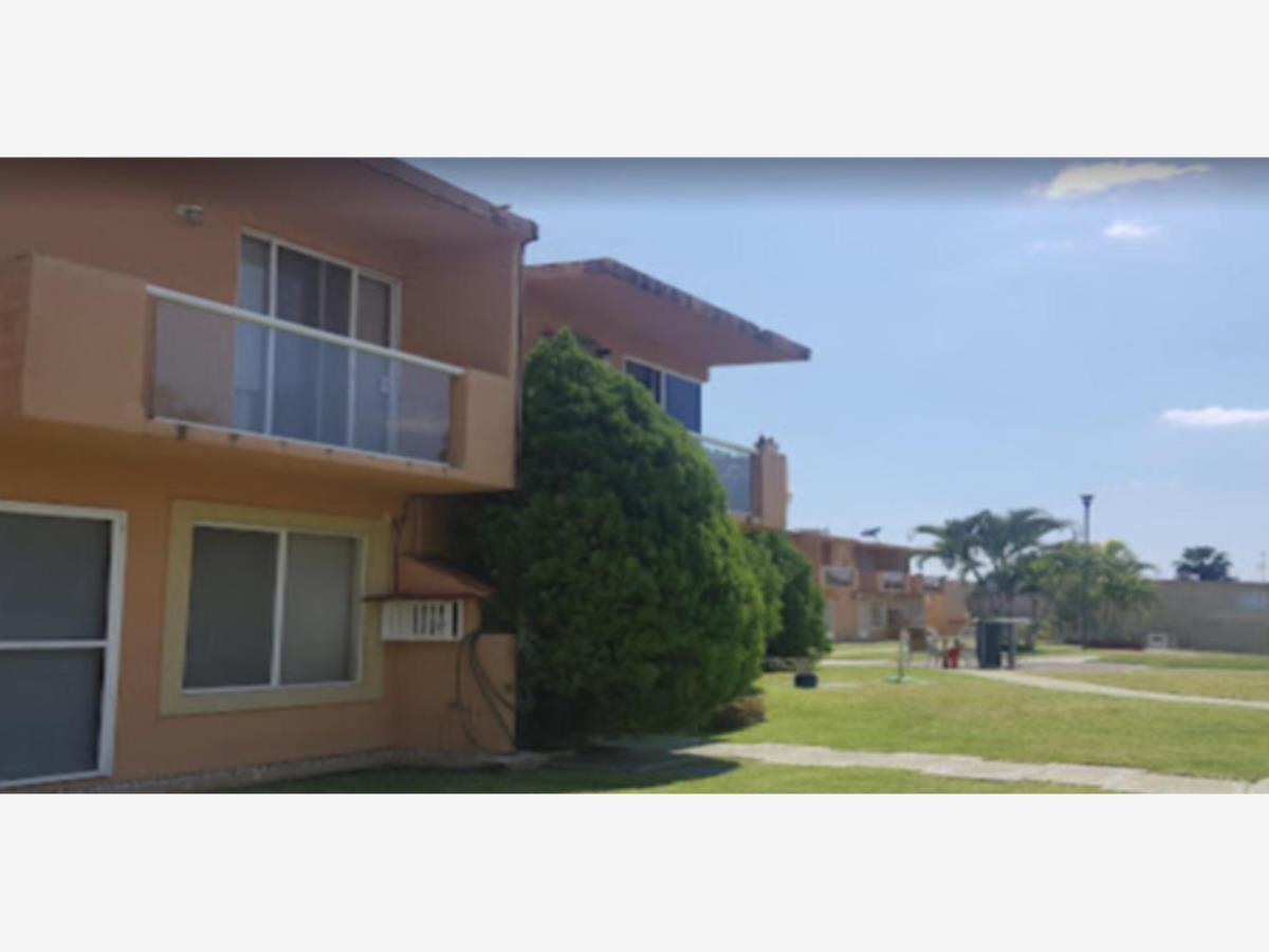 Casa en venta en Rinconada de Xochitepec, Xochitepec — foto 1 de 14