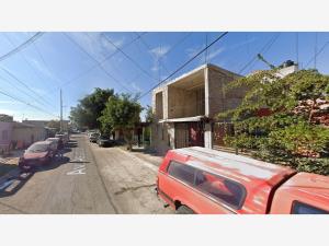 Casa en venta en Hacienda Santa Fe, Tlajomulco de Zúñiga — foto 3 de 7