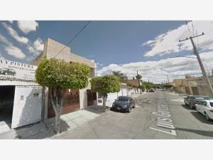 Casa en venta en Zona de Oro, Celaya — foto 3 de 16