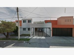Casa en venta en La Calma, Zapopan — foto 2 de 12