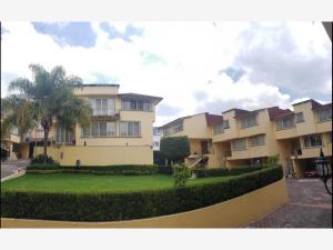 Casa en venta en Hacienda de las Palmas, Huixquilucan — foto 2 de 36
