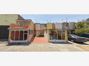 Casa en Plutarco Elias Calles 1, Guadalajara, Jalisco