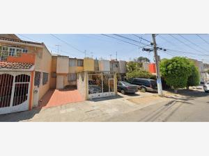 Casa en venta en Plutarco Elias Calles 1, Guadalajara — foto 3 de 7
