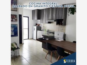 Casa en venta en Los Abedules, Morelia — foto 2 de 5