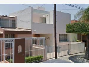 Casa en Las Fuentes, Zapopan, Jalisco
