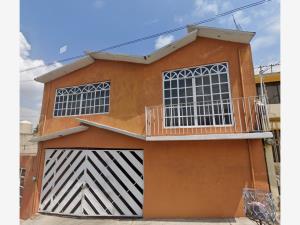 Casa en Lomas Lindas I Sección, Atizapán de Zaragoza, México