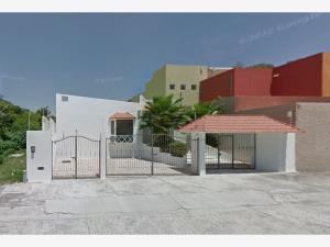 Casa en venta en De La Cruz, Santa María Huatulco — foto 2 de 9
