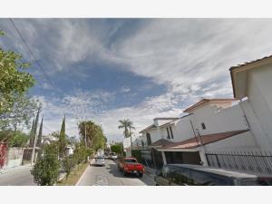 Casa en venta en Jardines de San Francisco, San Francisco del Rincón — foto 3 de 14