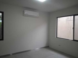 Casa en renta en Fuentes del Valle, San Pedro Garza García — foto 2 de 14