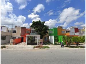 Casa en Paseos Kabah, Benito Juárez, Quintana Roo