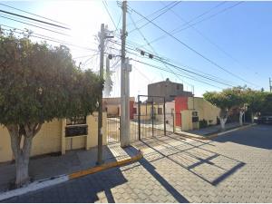 Casa en venta en Villa Manantiales, Tehuacán — foto 2 de 12