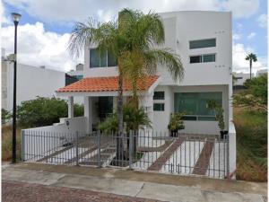Casa en Cumbres del Lago, Querétaro, Querétaro