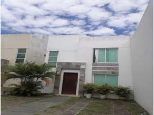 Casa en venta en Lomas de la Rioja, Alvarado — foto 2 de 5