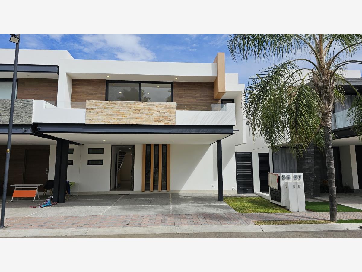 Casa en venta en Pueblo Nuevo, Corregidora — foto 1 de 28