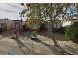 Casa en Paseos del Pedregal, Hermosillo, Sonora