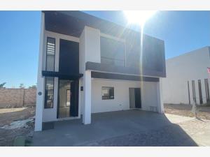 Casa en Altozano la Nueva Laguna, Gómez Palacio, Durango