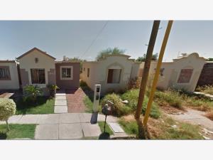 Casa en venta en Ciudad Obregon Centro, Cajeme — foto 2 de 21