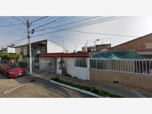 Casa en venta en 18 de Marzo, Guadalajara — foto 2 de 9