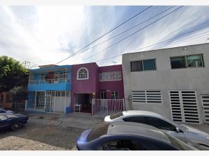 Casa en venta en La Tuzania, Zapopan — foto 2 de 12