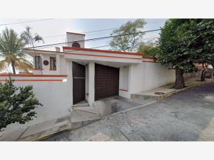 Casa en Santa Fe, Cuernavaca, Morelos