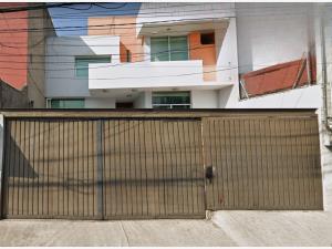 Casa en Lomas de Tarango, Álvaro Obregón, Ciudad de México