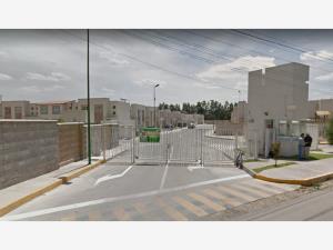 Casa en venta en El Bosque Tultepec, Tultepec — foto 3 de 12