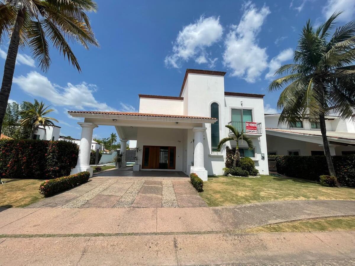 Casa en Venta en Las Hadas, Centro, Tabasco Casa en Venta en Las Hadas, Centro, Tabasco