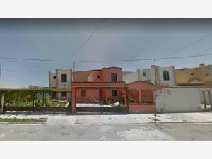 Casa en venta en Las Flores, Saltillo — foto 2 de 10