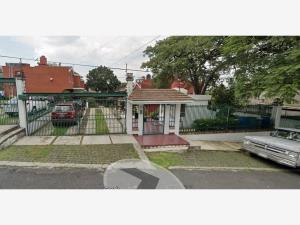 Casa en Miguel Hidalgo, Tlalpan, Ciudad de México