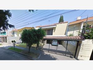 Casa en venta en Bosques de La Victoria, Guadalajara — foto 3 de 9