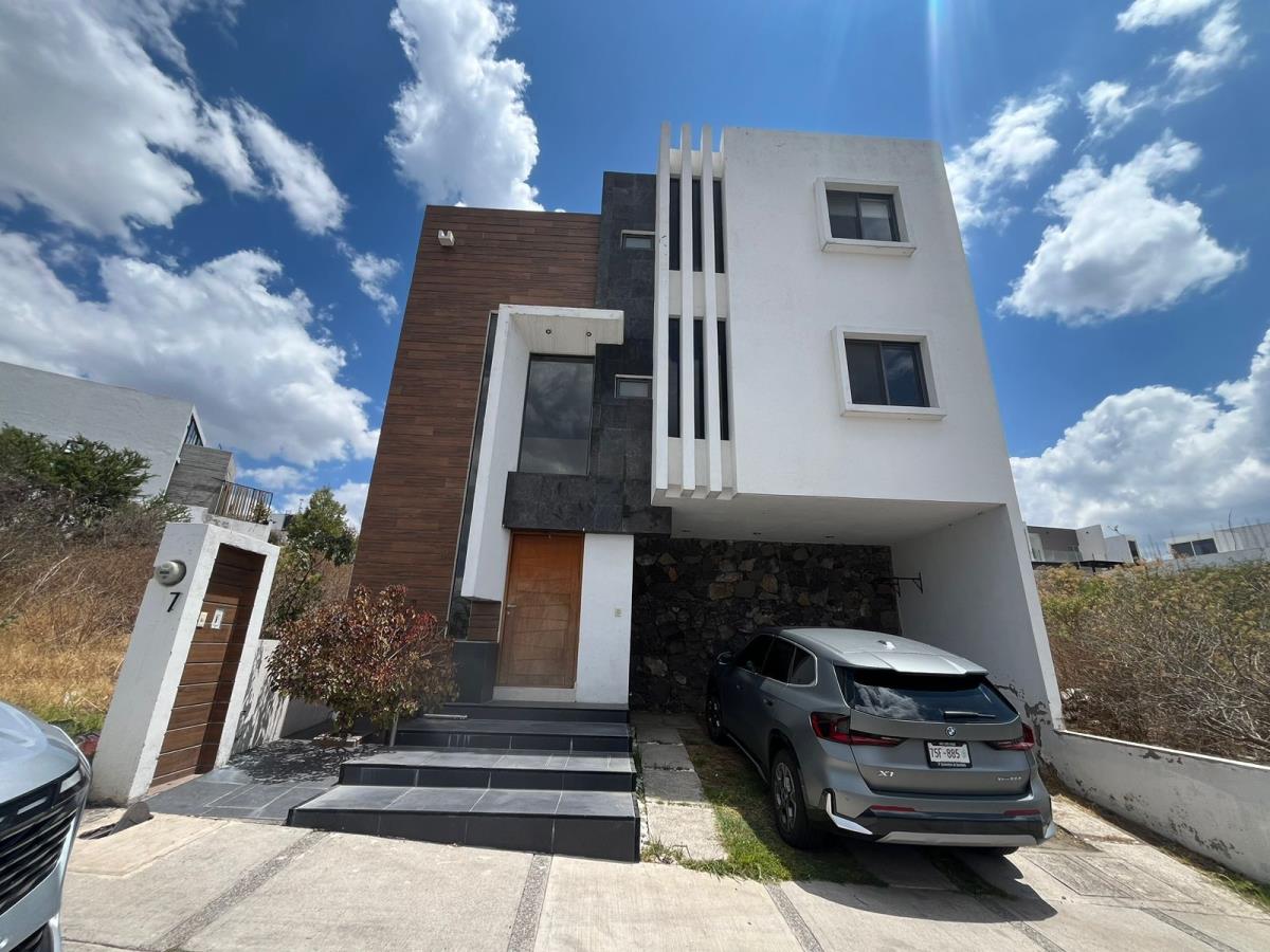Casa en renta en Zibatá, El Marqués — foto 1 de 26