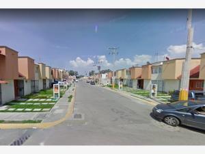 Casa en venta en Hacienda Real de Tultepec, Tultepec — foto 2 de 11