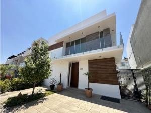 Casa en venta en La Rioja, Tlajomulco de Zúñiga — foto 3 de 34