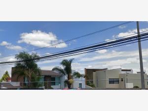 Casa en venta en Colinas del Bosque 2a Sección, Corregidora — foto 3 de 13