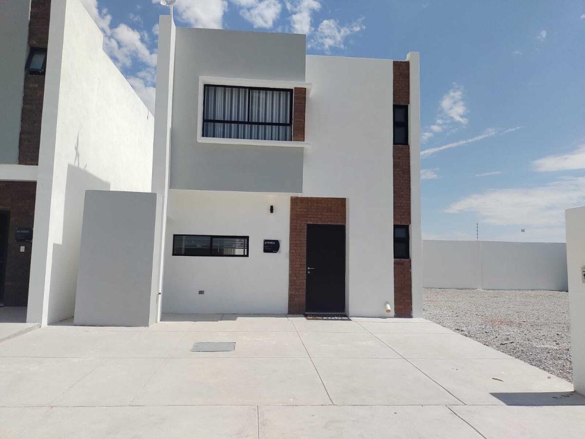 Casa en venta en Ampliación Senderos, Torreón — foto 1 de 18