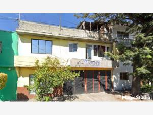 Casa en venta en Constitucion de la Republica, Gustavo A. Madero — foto 2 de 12