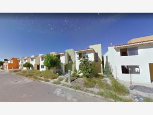 Casa en venta en Villas de San Miguel, Nuevo Laredo — foto 2 de 5