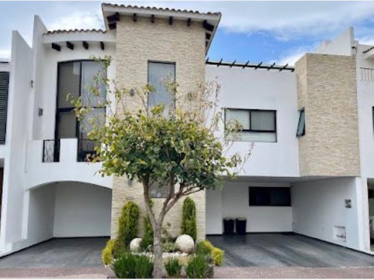 Casa en venta en Lomas de Angelópolis, San Andrés Cholula — foto 1 de 16