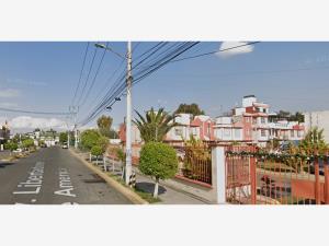 Casa en venta en Viveros de la Loma, Tlalnepantla de Baz — foto 2 de 36