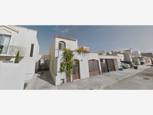 Casa en venta en Manantiales del Bosque, Ramos Arizpe — foto 2 de 9