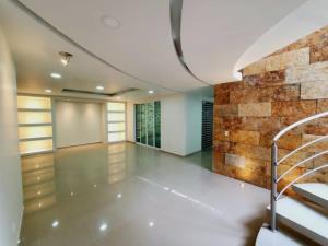 Casa en venta en Puerta del Bosque, Zapopan — foto 3 de 36