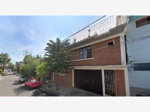 Casa en venta en Pedregal de Santo Domingo, Coyoacán — foto 2 de 9