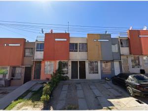Casa en Los Valles, Tijuana, Baja California