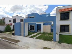 Casa en Gran Santa Fe, Mérida, Yucatán